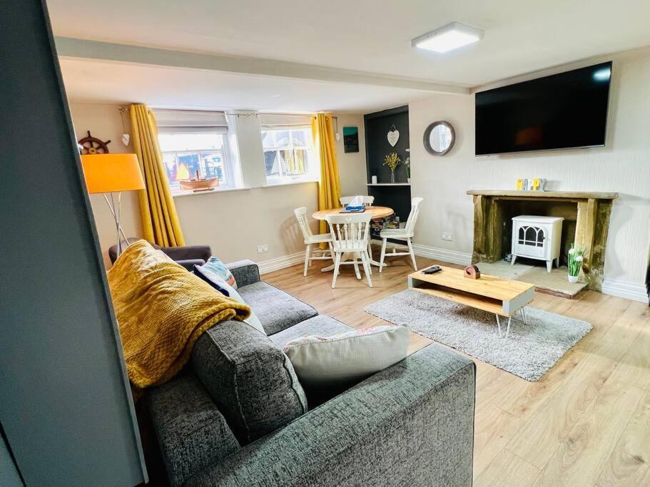Swordfish Cottage **Next To The Harbour** Whitby Luaran gambar